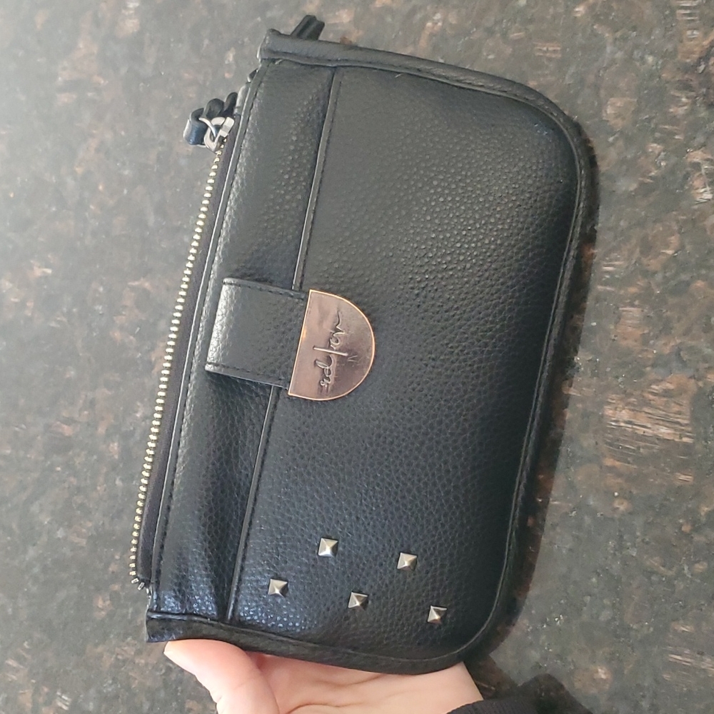 Radrev crossbody wallet